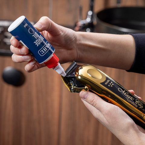 Wahl 3024577 ماكينة حلاقة لاسلكية Magic Clip Gold من سلسلة 5 نجوم