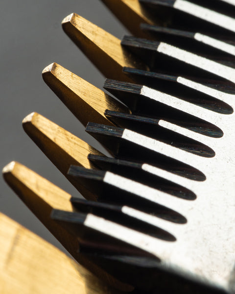 Wahl 3024577 ماكينة حلاقة لاسلكية Magic Clip Gold من سلسلة 5 نجوم