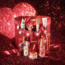 CHARLOTTE TILBURY - CHARLOTTE'S BEAUTY TREASURE CHEST OF LOVE 12 DOOR BEAUTY ADVENT CALENDAR 2024