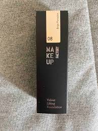 Makeup Factory Velvet Lifting Foudation 08 Beige Porcelain