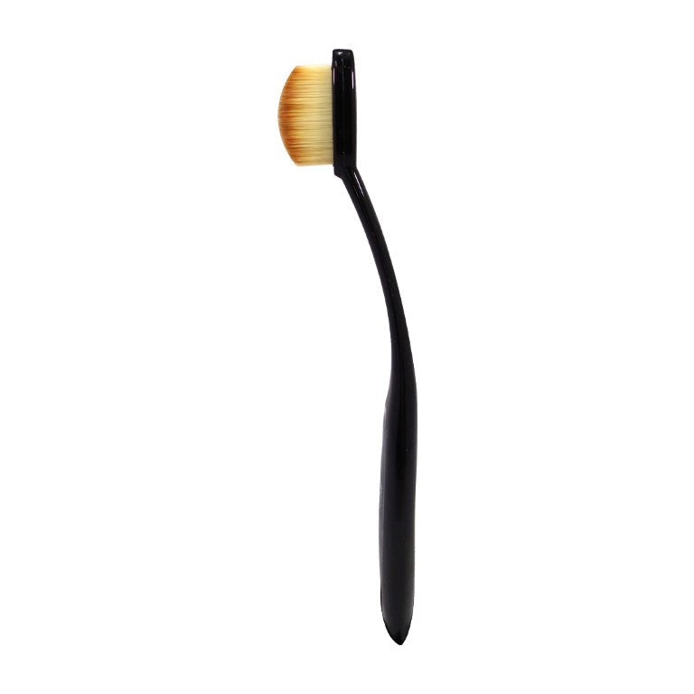 Or Bleu CT-693 Curved Makeup Brush with Thin Head - IZZAT DAOUK Lebanon