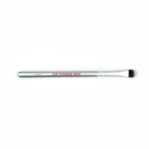 The Balm Flat Eyeshadow Brush - IZZAT DAOUK Lebanon